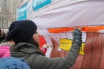 Finał akcji „Namalujmy dzieciom lepszą przyszłość” z udziałem Natalii Kukulskiej, ambasadorki SOS Wiosek Dziecięcych, podopiecznych Stowarzyszenia i warszawskiej młodzieży